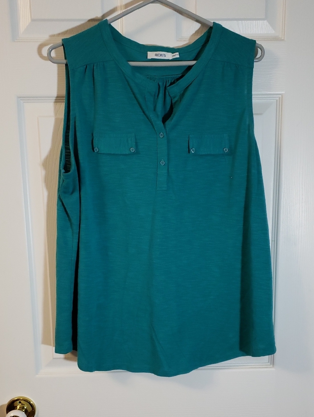 Ricki's Sleeveless Henley Tank with Faux Flap Pockets